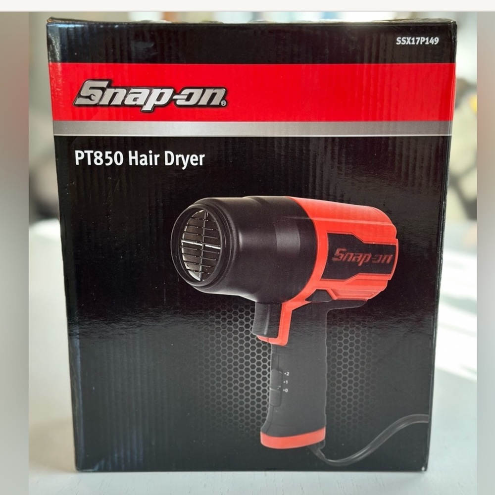 Snap-On Tools Hair Dryer with Box. Hardly used.